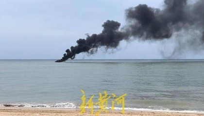 网传北海涠洲岛一快艇海上起火有人烧伤，当地回应：有一名员工被烧伤，正在积极处理中