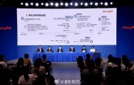 爱康坚称无责并起诉女律师张女士，当事人回应：非常期待来起诉，卫健部门已介入调查