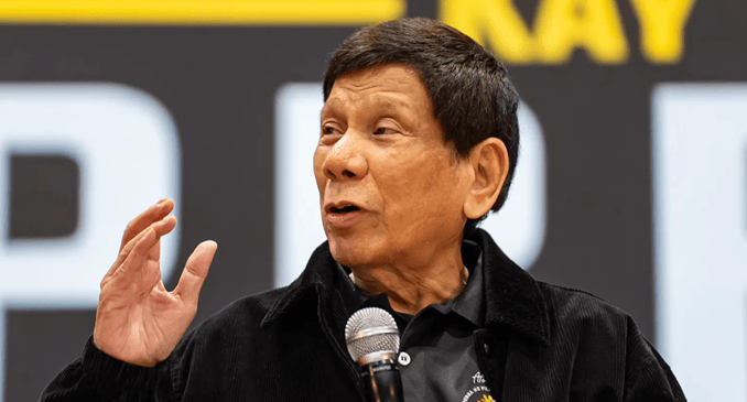 菲律宾前总统杜特尔特在狱中当选市长，其小儿子当选副市长！