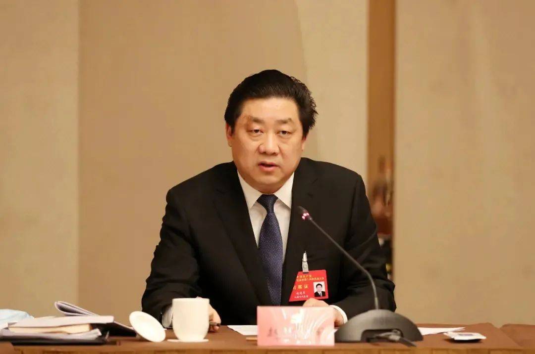 江苏省政府秘书长调整